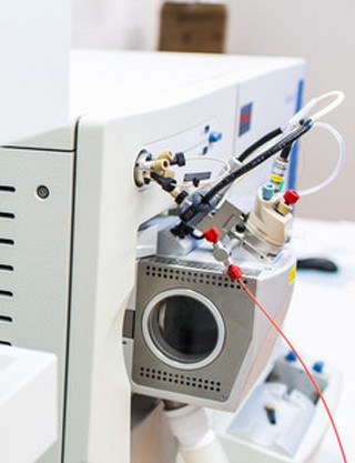 1648793378121775.jpg 化學實驗室儀器窗口.jpg