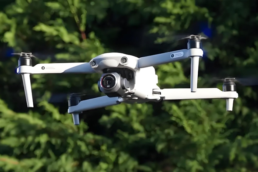 窗口片：無人機視覺系統的關鍵組件